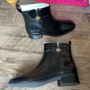 Tory Burch Everly black leather boots shoes new in box NIB size 9